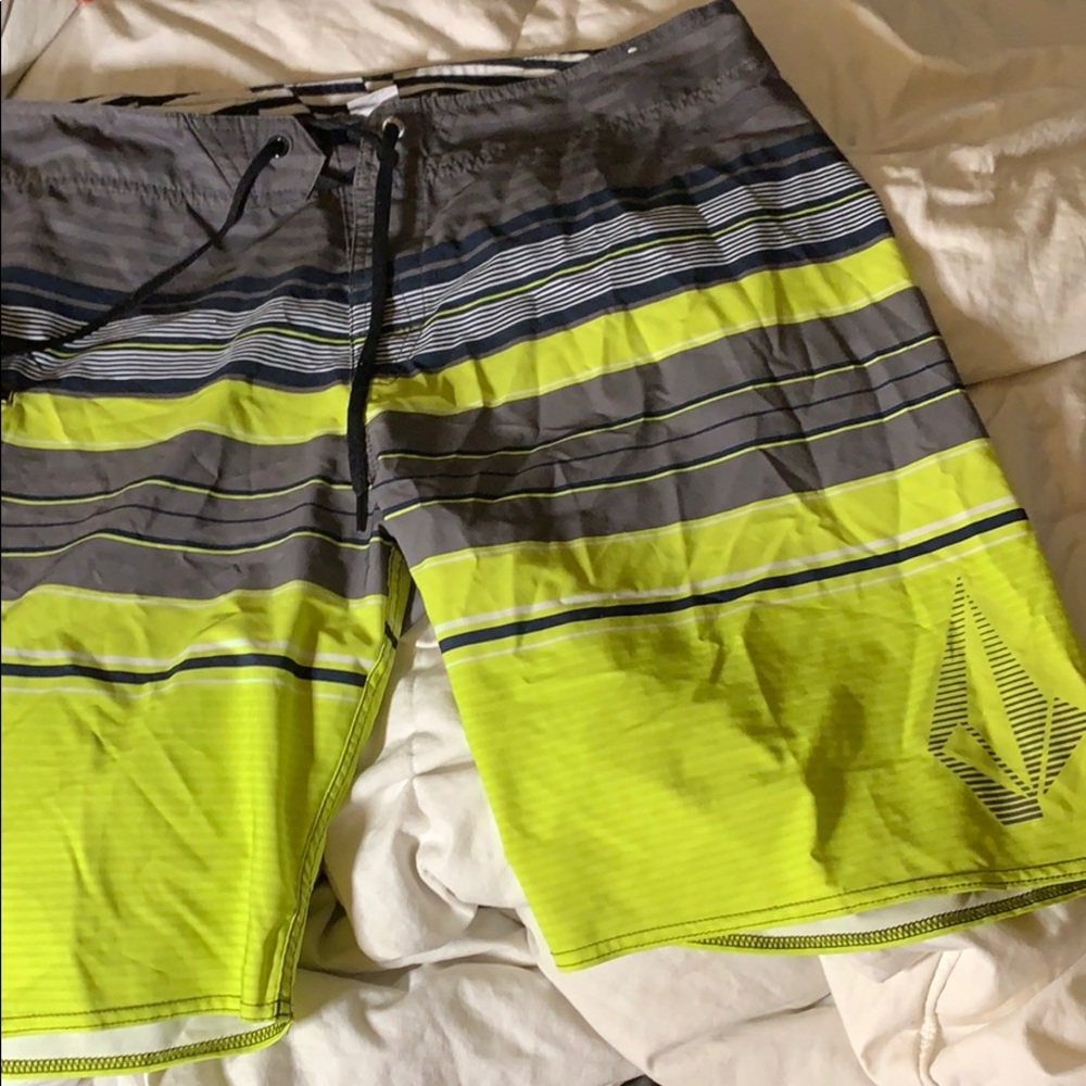 Volcom 4 Way Stretch Swim Trunks - image 1